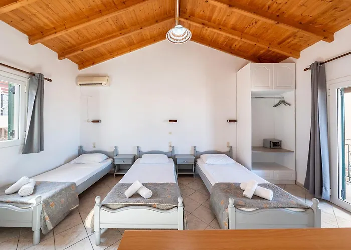 Panorama Complex 3* Kávos