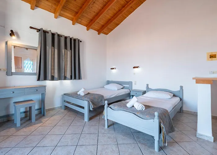 Panorama Complex 3* Kávos