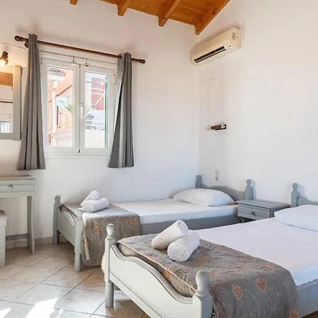 Panorama Complex 3* Kávos