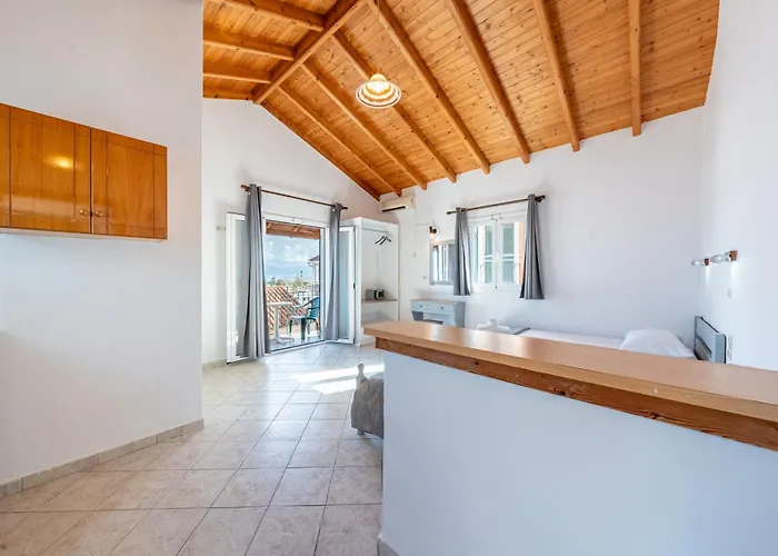 Panorama Complex 3* Kávos